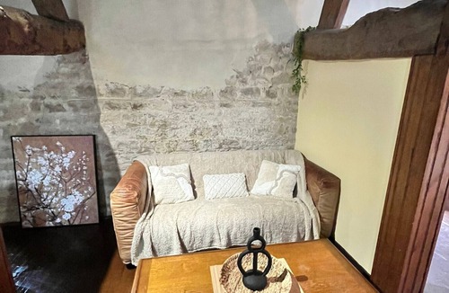 Saint-Come-du-Mont Villa | Cottage 'Gite 5' with Shared Terrace and Shared Garden