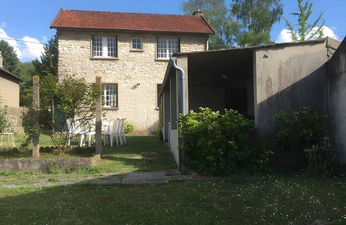 Rosay Cottage | Cottage 'La Grande Maison' with Private Terrace, Private Garden and Wi-Fi
