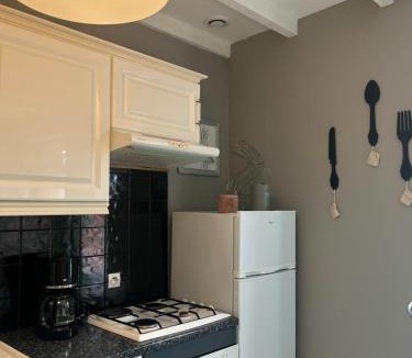 Le Val-Saint-Pere House | Cottage La petite guette