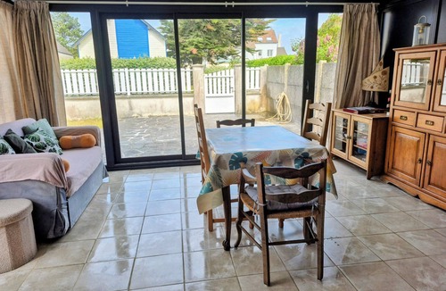 Saint-Germain-sur-Ay House | Country house 200 m from the beach, pets welcome.