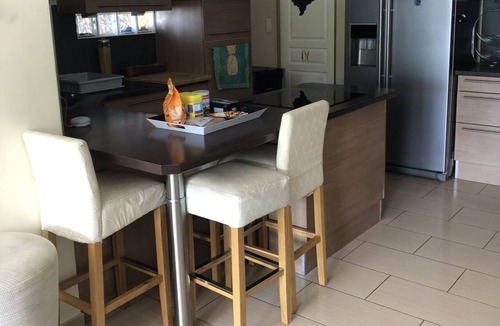 Landaul House | Country house close to the sea.