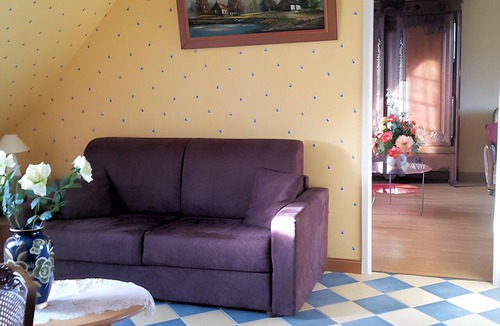 Picauville Bed & Breakfast | Country House 'La Tourelle De La Croix' with Private Garden