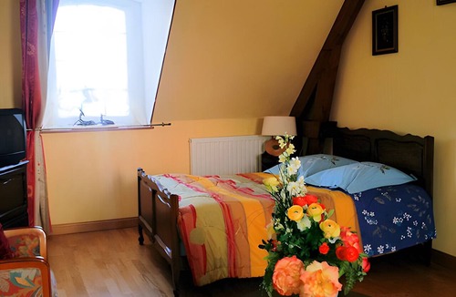 Picauville Bed & Breakfast | Country House 'La Tourelle De La Croix' with Private Garden