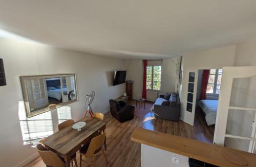 Chartres Apartment | Couvent Providence