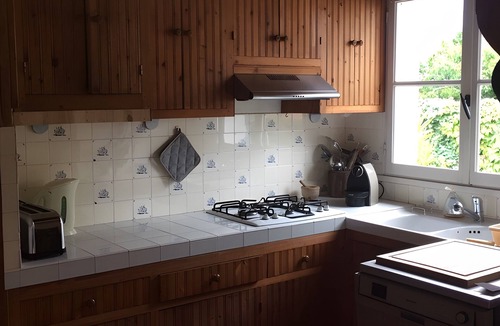 Pornic House | Cozy Atmosphere and Leafy Garden