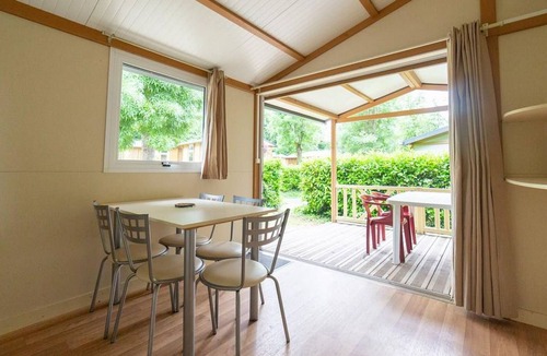 Benodet Ski Chalet | Cozy chalet with terrace in Bénodet