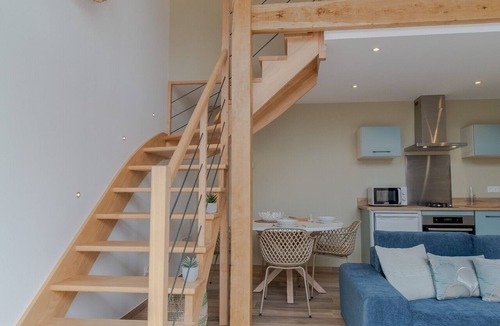 Saint-Mathurin-sur-Loire Cottage | Cozy gîte with parking, near Loire - 2 guests