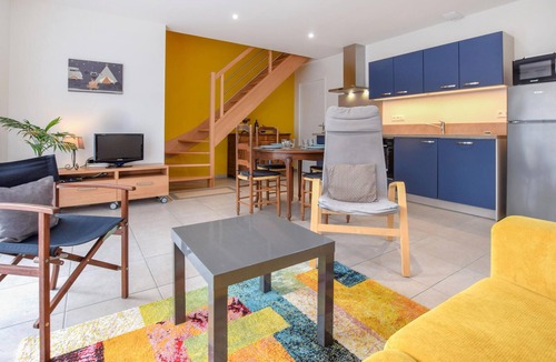 Gouville-sur-Mer House | Cozy home in Gouville-sur-Mer with WiFi