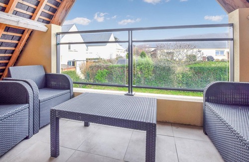 Gouville-sur-Mer House | Cozy home in Gouville-sur-Mer with WiFi