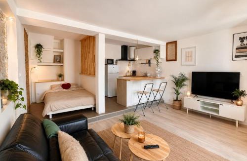 Messas Apartment | Cozy loft, Loire et chateaux