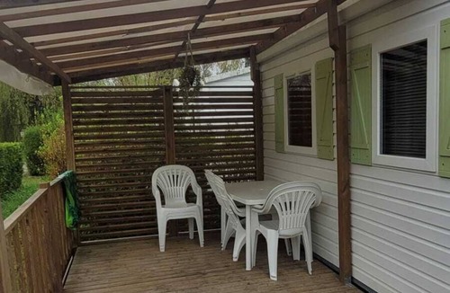 Ivry-la-Bataille House | Cozy Oasis Tropic'Nature bungalow for 6 people – lake & pool