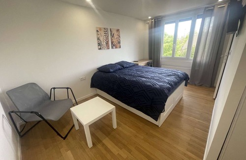 Argenteuil House | Cozy Private Room | Coliving 30min from Paris St-Lazare