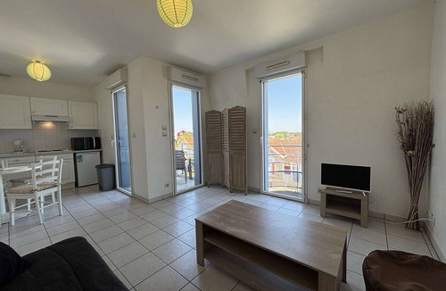 Quartier du Casino Apartment | Cozy Studio Near Beach & Shops with Balcony
