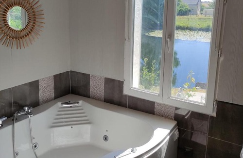 Les Roches-l'Eveque House | Détente au bord du Loir - Gîte 2