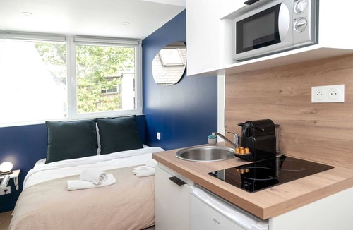 Amerique Apartment | David D Angers 22 - Studio Apartment, Sleeps 2