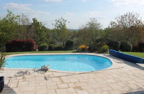 Quistinic House | Detached house with heated pool