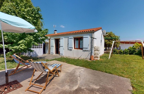 Saint-Hilaire-de-Riez Ski Chalet | Dolce Vita close to the beach - Terrace & Garden