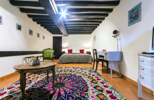 Saint-Pierre-Canivet Bed & Breakfast | Domaine De La Tour