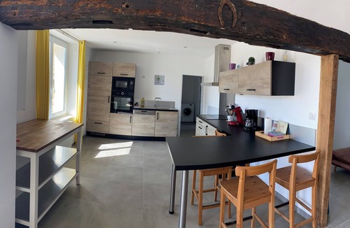 Nouans House | ❤️ Domaine de réception avec couchages & jacuzzi - 2H de Paris -gîtedupetit tenu