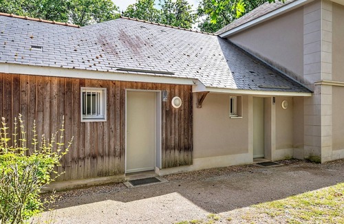 Saumur Cottage | Duplex Cottage with Pool for 4