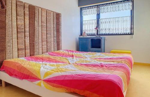 Courseulles-sur-Mer Apartment | Duplex proche mer avec 8 couchages et parking - FR-1-746-17