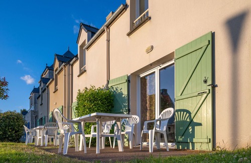 La Guymauviere-La Hulotais-La Bourelais Condo | Duplex T3 proche des plages et de la cité corsaire