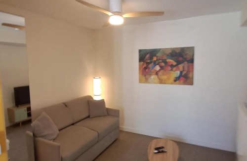 La Fleche Apartment | Ecole 101