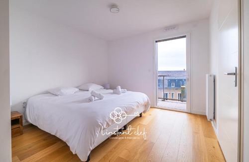 Nord - Gare Apartment | Ecrin unique - Appartement Premium - Terrasse, Vue & Garage