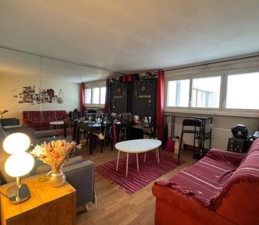 Saint-Lambert Apartment | Eiffel Tower view & Swimming Pool, Cosy appartment - Center