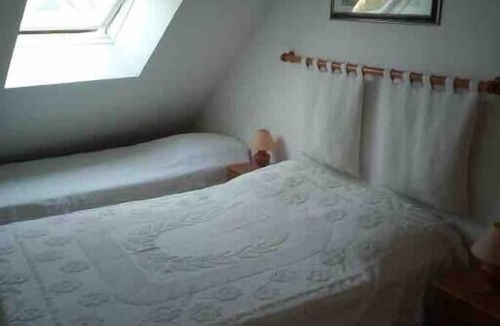 Ver-sur-Mer Apartment | Eléonore, duplex, shared courtyard near sea (3)