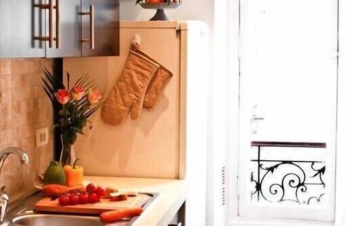 Ternes Apartment | Elegant 1BR with Elevator | Near Arc de Triomphe