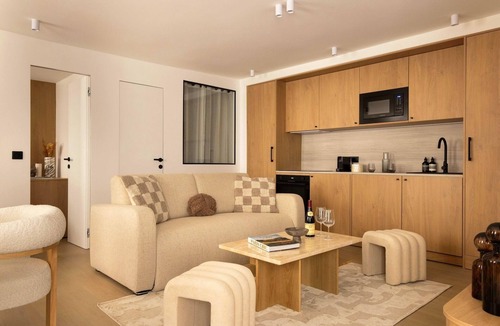 Porte-Saint-Martin Apartment | Elegant flat - 3BR-8P- Canal Saint-Martin