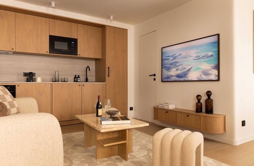 Porte-Saint-Martin Apartment | Elegant flat - 3BR-8P- Canal Saint-Martin