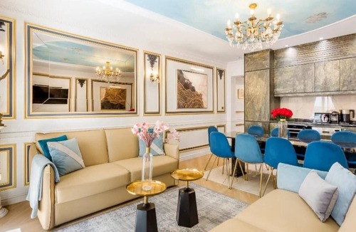 Faubourg-du-Roule Apartment | ELEGANT HAUSSMANN-STYLE RESIDENCE BY THE CHAMPS-ÉLYSÉES WITH AC