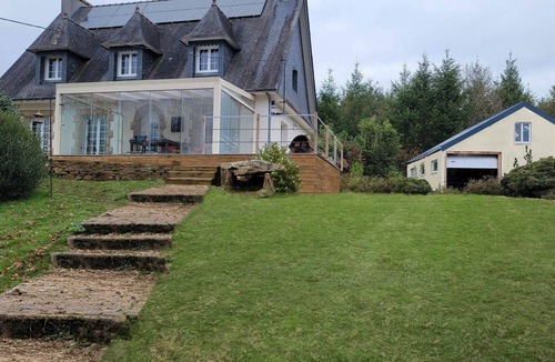 Le Faouet House | "En Chemin"