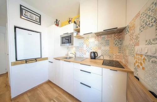 Quiberon Apartment | Escapade à deux : Studio Lumineux au bord de l'eau