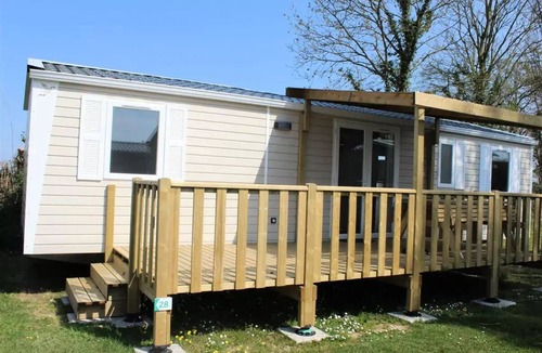 Balleroy House | Eva 40 Mobile Home - 4 bedrooms, 1 bathroom - 40 m² + semi-covered patio, sleeps 8
