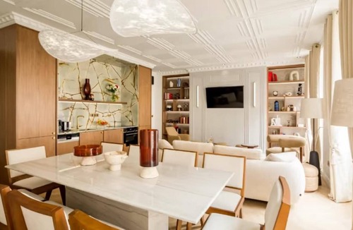 Bonne-Nouvelle Apartment | EXCEPTIONAL 5-BEDROOM HAVEN JUST MOMENTS FROM LE MARAIS-AC