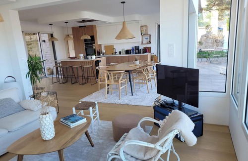 Erquy Villa | Exceptional villa with panoramic sea view, heated pool, beach 100m away on foot.