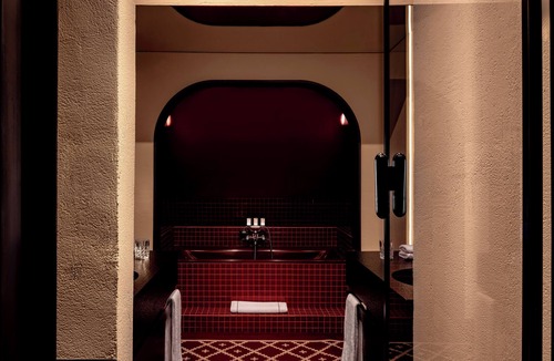 3rd Arrondissement Hotel | Experimental Marais