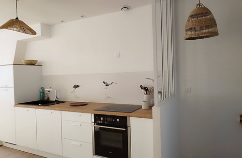 La Turballe Apartment | Facing the sea, direct beach access