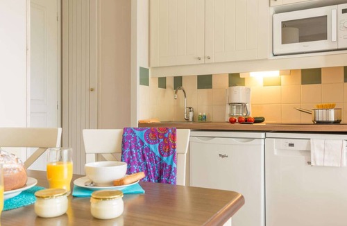 Branville Apartment | Family Apartment for 4 in Normandy