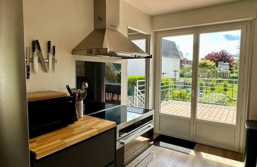 Saint-Cast-le-Guildo Villa | Family home with garden in the heart of St Cast, 50m from the beach.