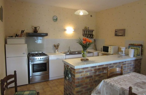 Tourville-sur-Sienne Cottage | Farmhouse near Coutances, all charges included