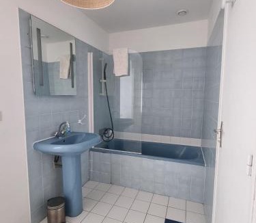 Pleudihen-sur-Rance House | Fisherman house cottage near Rance