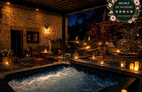 Saint-Denis-sur-Sarthon House | Fournil XVIIe & Spa privatifs - La Nuit d Étang
