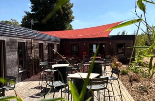 Saint-Martin-du-Vieux-Belleme House | Camping 3 étoiles - Piscine - ccbgdcd