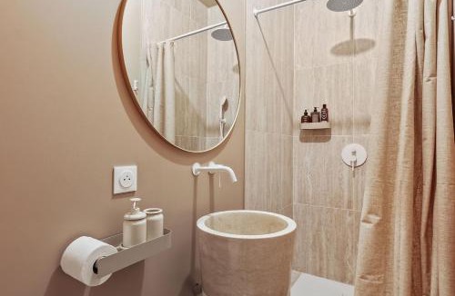 Quartier du Petit-Montrouge Villa | French house
