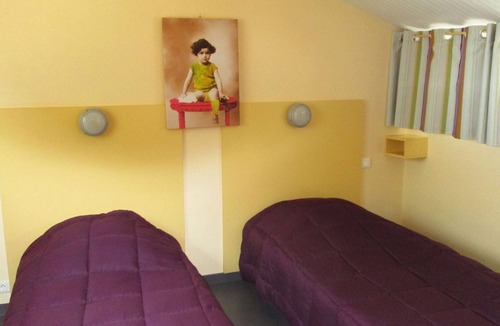 Pontorson Cottage | Furnished Cottage near Mont Saint-Michel