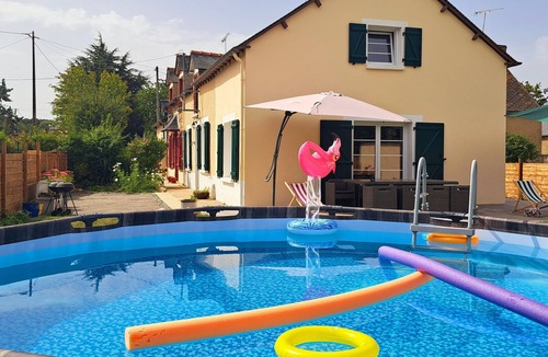 Mohon Cottage | Gîte* 13 beds, sleeps 20, Jacuzzi, Swimming pool, Billiards, Games tent, Park *.